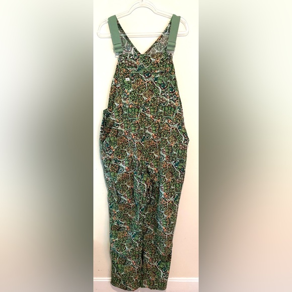 Duluth Trading Co heirloom gardening bib overalls in succulent garden print - Picture 2 of 7